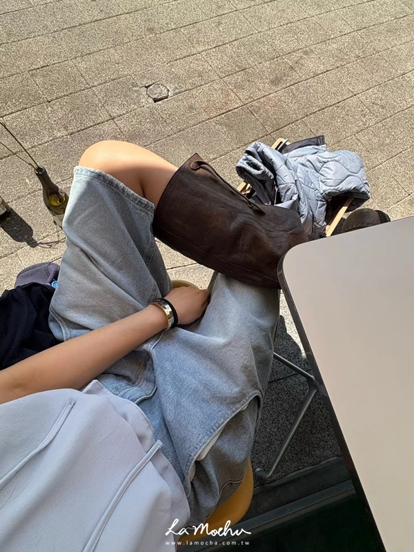 褲腳不收邊六分牛仔寬褲
